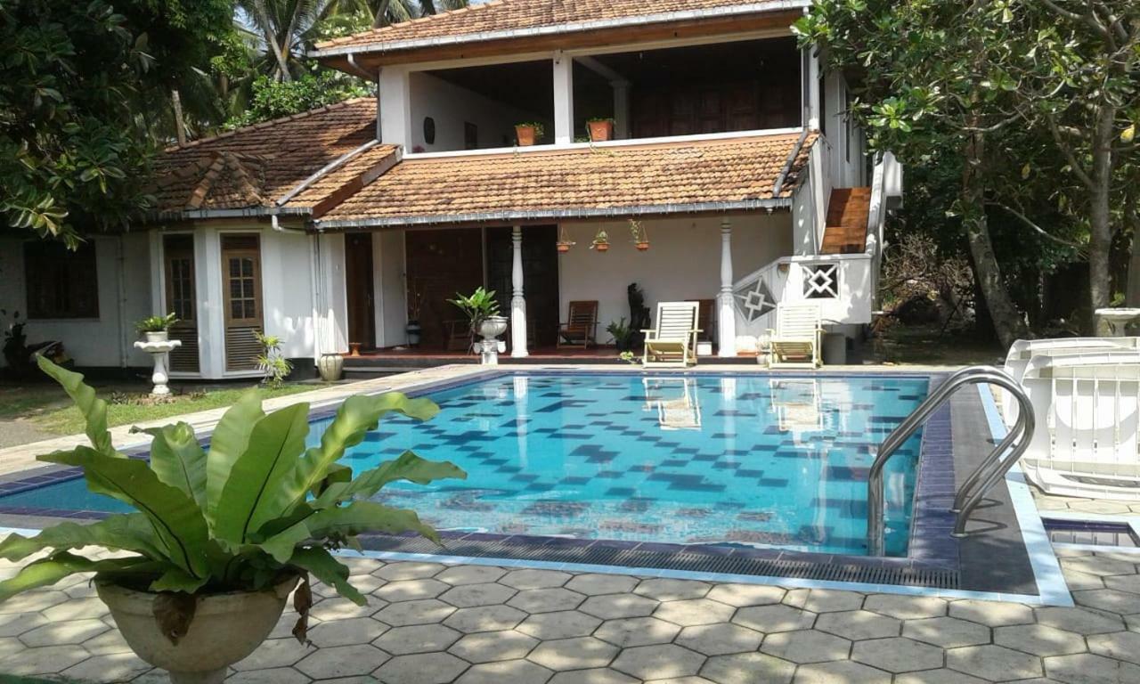 Villa Sea Sprays Хикадува Екстериор снимка
